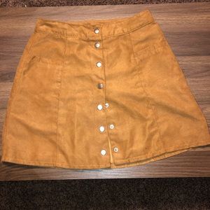 rustic brown mini skirt w/ pockets